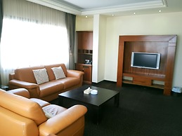 Madisson Hotel