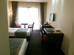 Madisson Hotel