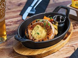 Novotel Cardiff Centre