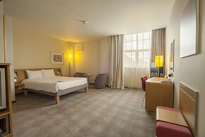 Novotel Cardiff Centre