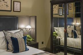 Kimpton Charlotte Square by IHG