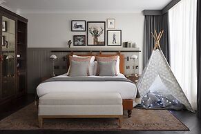 Kimpton Charlotte Square by IHG