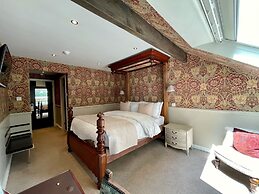 Holdsworth House