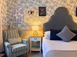 Holdsworth House