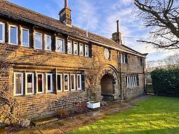 Holdsworth House