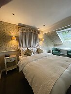 Holdsworth House