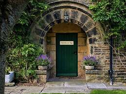 Holdsworth House