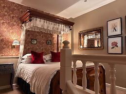 Holdsworth House