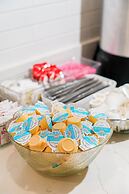 West Edmonton Mall Inn