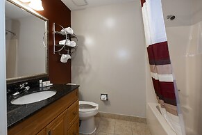 Red Roof Inn & Suites Wilson
