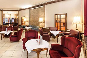 Centro National Frankfurt, Trademark Collection by Wyndham