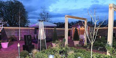 Old Palace Lodge Hotel