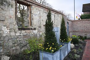 Old Palace Lodge Hotel