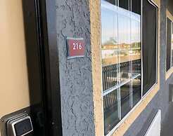 American Inn & Suites LAX