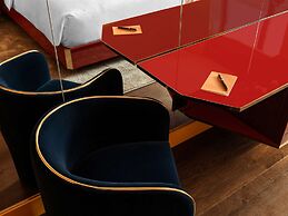 The Manner, The Unbound Collection by Hyatt