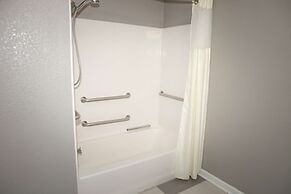 Best Western Commerce Inn