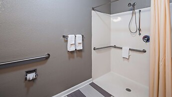 Best Western Commerce Inn