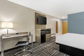 Best Western Commerce Inn