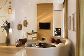 Hotel Marignan Champs - Elysées