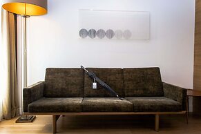 Hotel Marignan Champs - Elysées