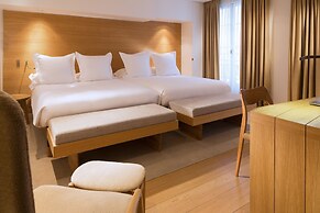 Hotel Marignan Champs - Elysées