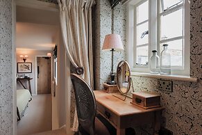 Manor House Hotel