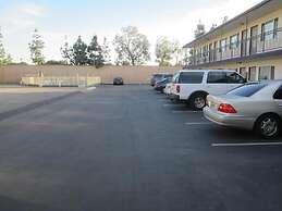 Little Boy Blue Motel