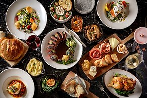 Grand Bohemian Orlando, Autograph Collection