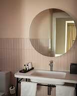 Nuria Hotel