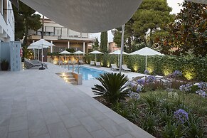 Nuria Hotel