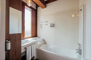 Hotel Cetina Palacio Ayala Berganza.