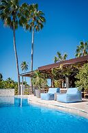 Villa Montana Beach Resort