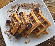 Villa Montana Beach Resort