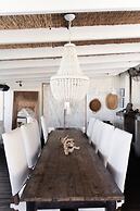 Villa Montana Beach Resort