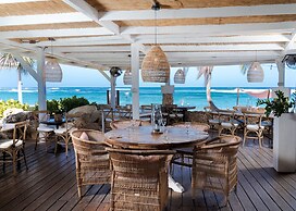 Villa Montana Beach Resort