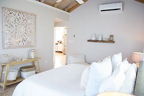 Villa Montana Beach Resort