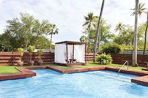 Villa Montana Beach Resort