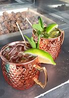 Villa Montana Beach Resort