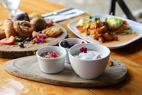 Villa Montana Beach Resort