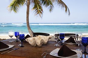 Villa Montana Beach Resort