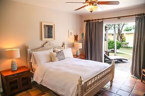 Villa Montana Beach Resort