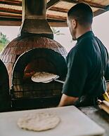 Villa Montana Beach Resort