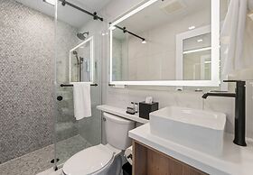 The Tower Hotel Fallsview