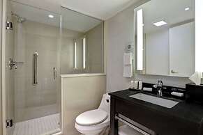 The Tower Hotel Fallsview