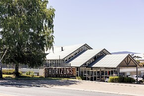Horizons Lake Jindabyne