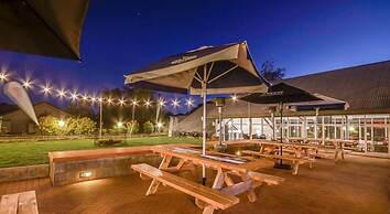 Horizons Lake Jindabyne