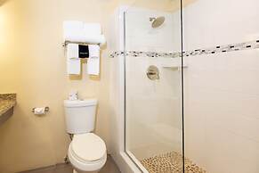 Caravelle Hotel & Casino