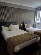 Kings Park Hotel