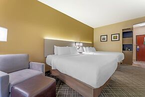 Comfort Suites Pittsburgh Airport