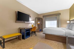 Comfort Suites Pittsburgh Airport
